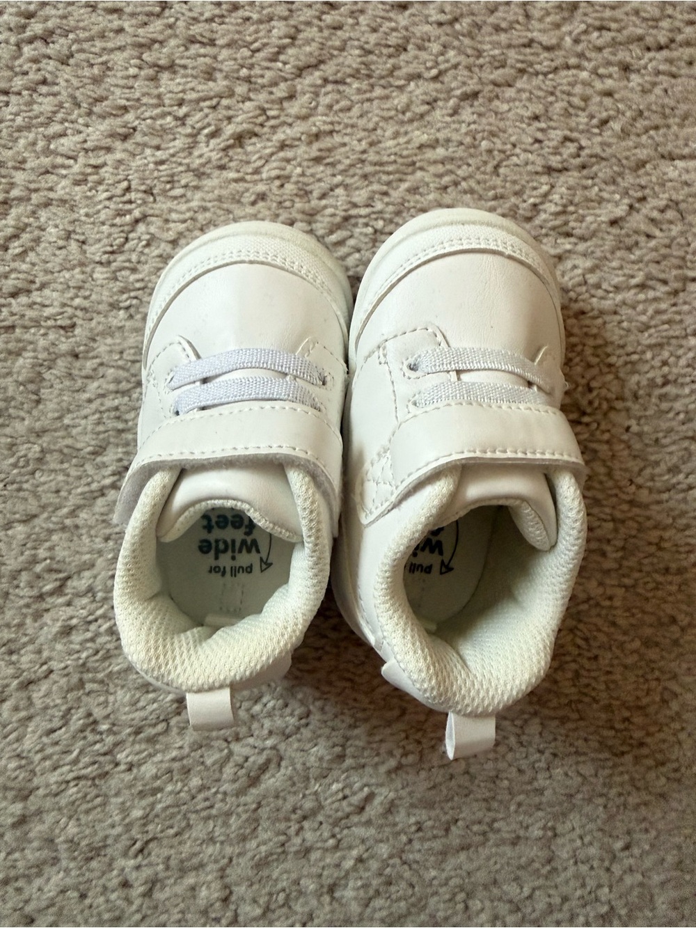 Kids White Velcro Athletic Shoes stride write 360 prewalker